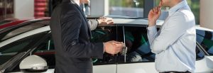 Imprenditore acquista un'auto usata